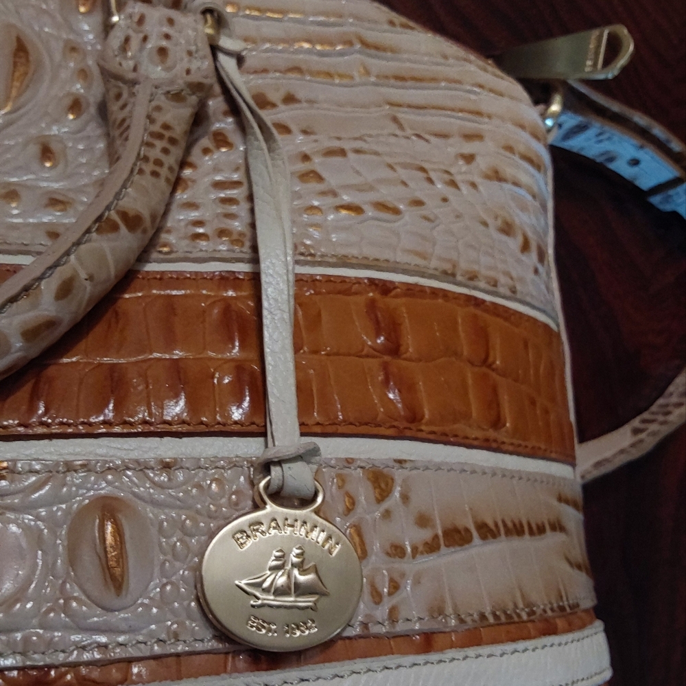 Brahmin Arno Vineyard Tri-texture Croc-Embossed Tan and Brown Shoulder Handbag - Picture 3 of 9